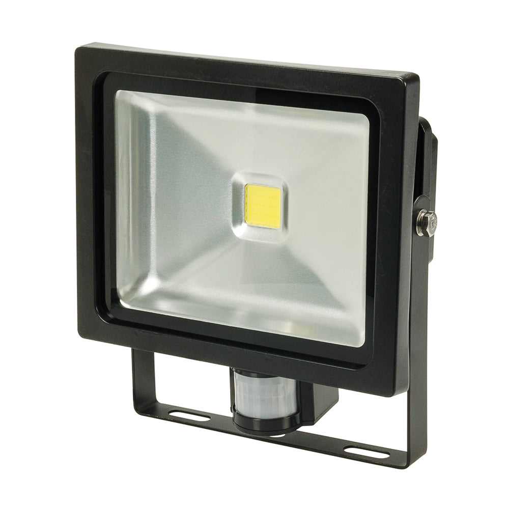 silverline_509924_cob_led_floodlight_30w_pir