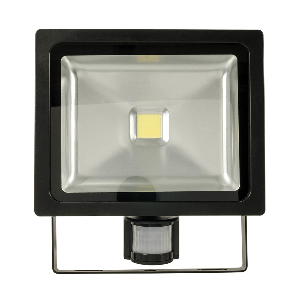 silverline_509924_cob_led_floodlight_30w_pir