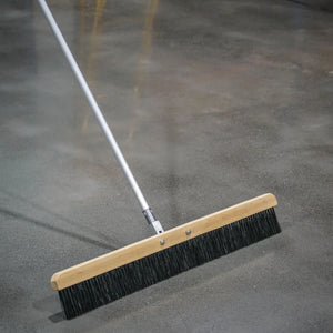 Metex 800mm concrete broom with aluminium handle – view 5